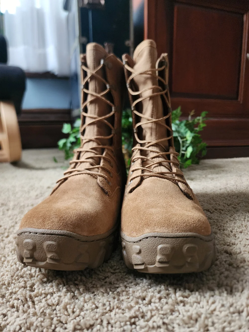 Rocky Men's S2V Leather Tactical Boots in Tan- DA PAM 670-1 Compliant